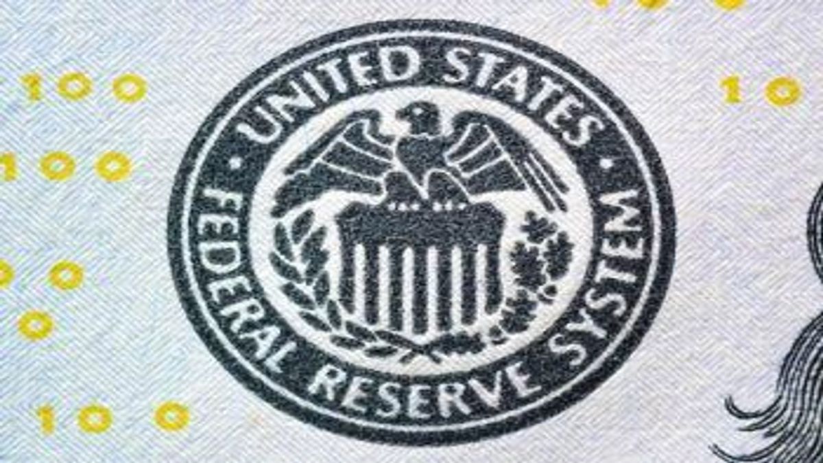 FED Hikes Interest Rates Again. Bitcoin is Relatively Stable Although Some Altcoins are Down