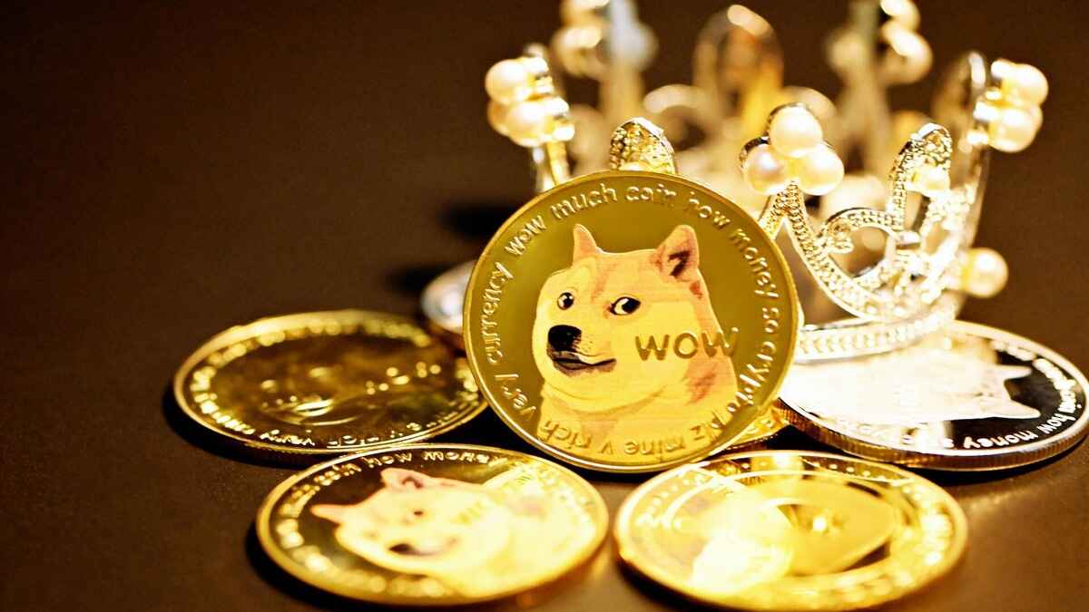 DOGE Touches the 10 Cents Mark Amid Twitter Payment Speculation. What is Next for the Meme Coin?