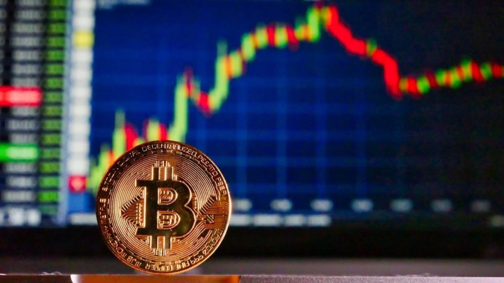 Bitcoin (BTC) Cae un 8% en un Patrón de Continuación de Ruptura Bajista